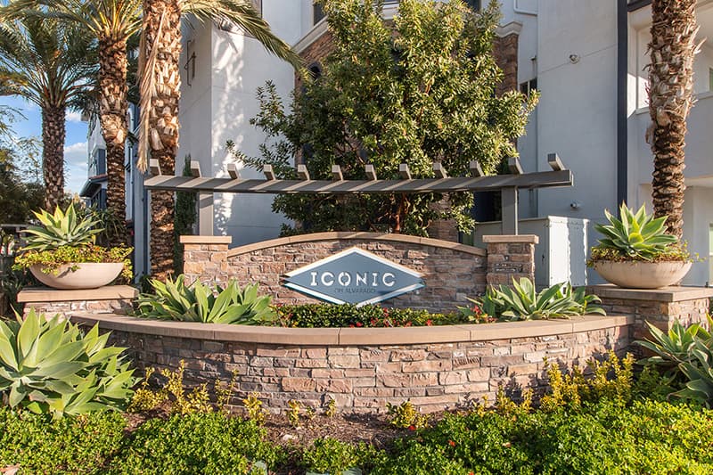 Monument-Sign-01-Iconic-On-Alvarado-03
